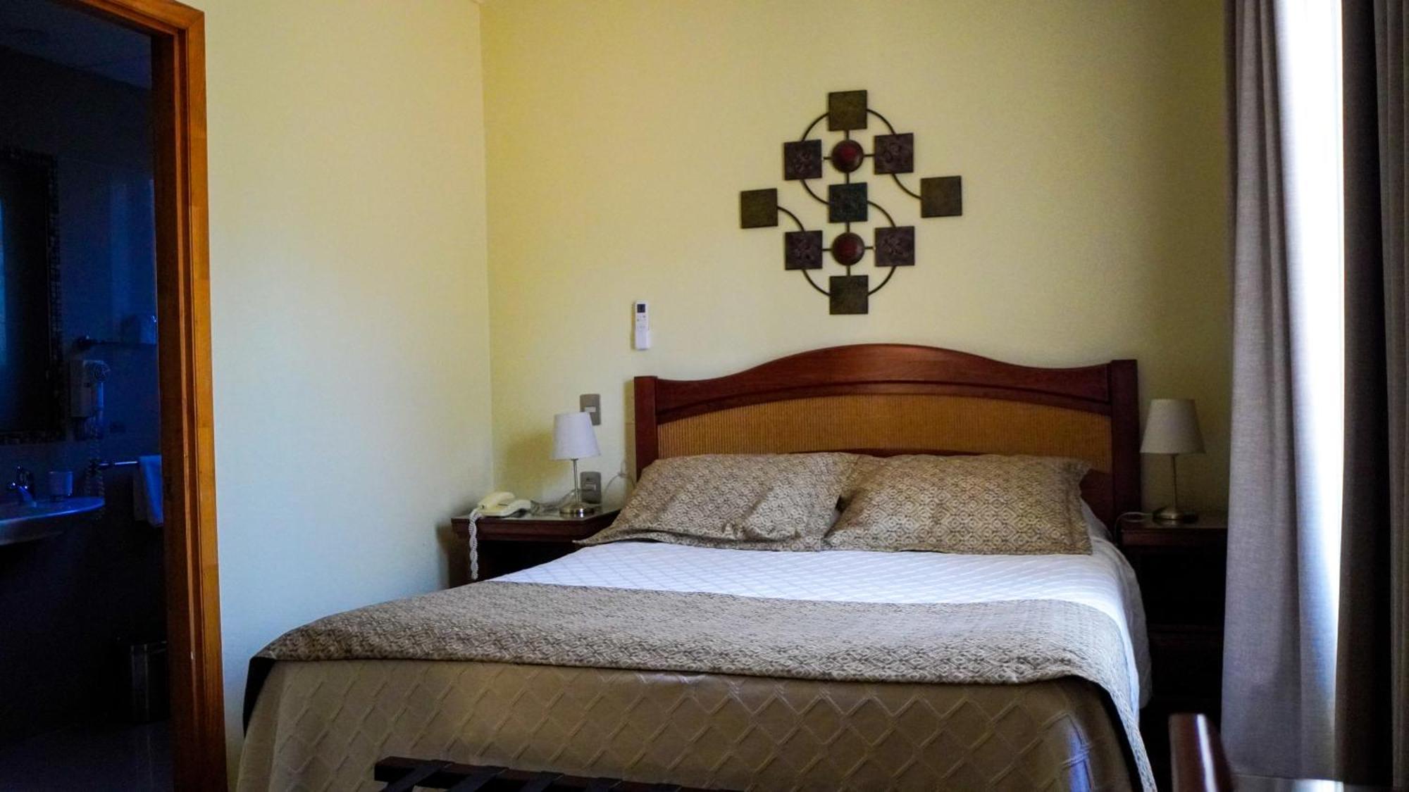 Hotel Ontiveros San Fernando Eksteriør bilde